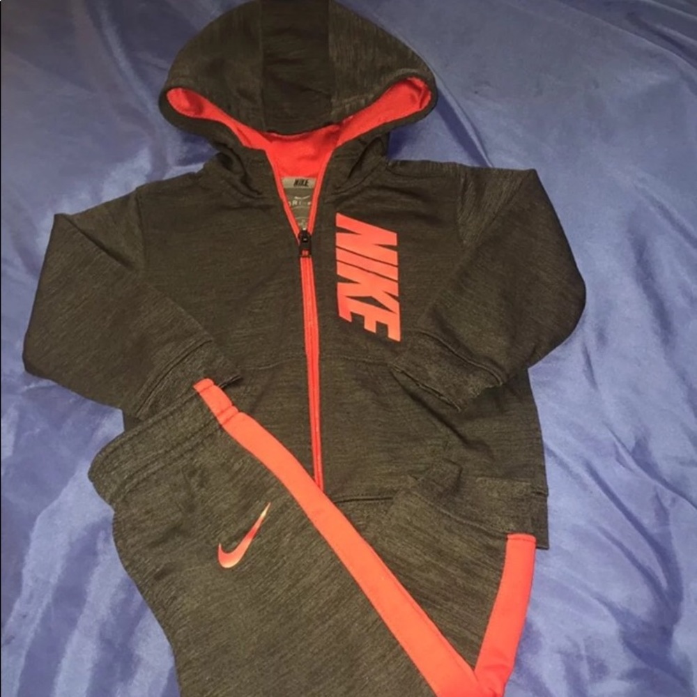 Nike Dri Fit Set